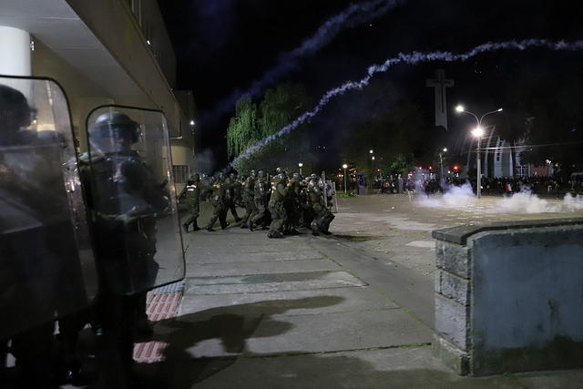 Incidentes en marchas del martes dejaron nueve detenidos en Chillán