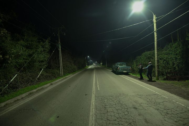 Luces LED llegan a 13 sectores rurales de Chillán