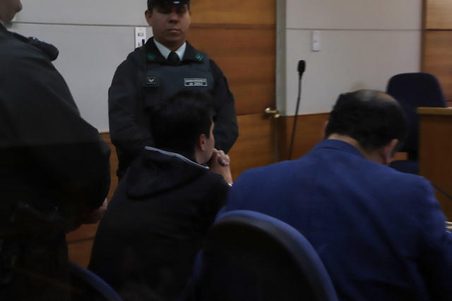 Carabineros no incautó mochila con bombas molotov