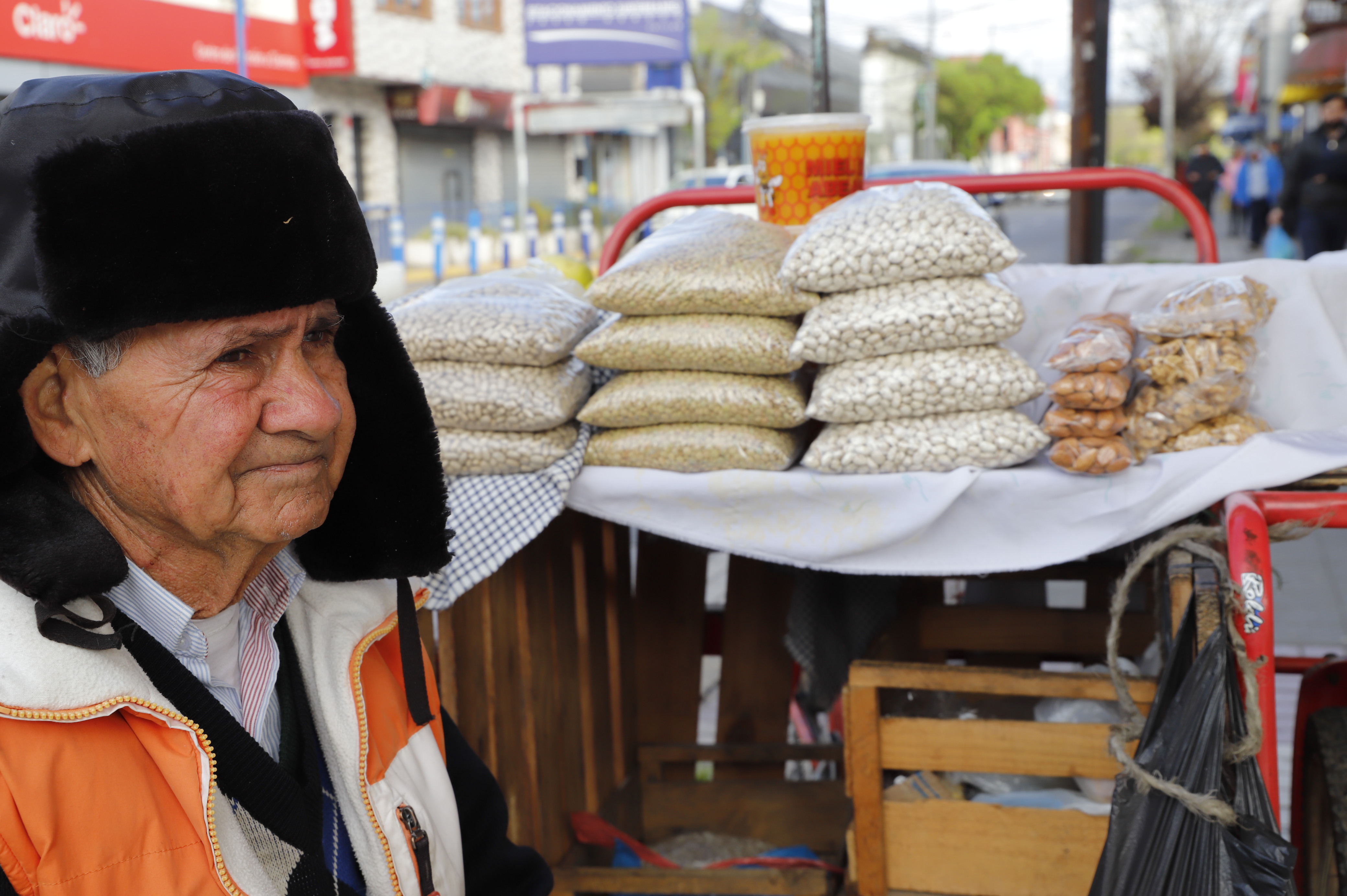 El triciclo con los productos de Ñuble