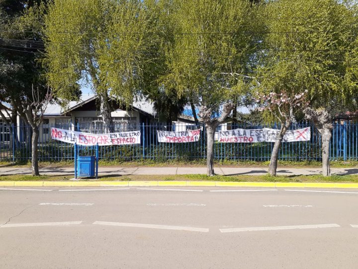 Propuesta de instalar Escuela de Carabineros en internado genera rechazo de alumnos en Coihueco