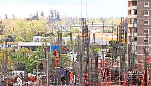 Proyectos ingresados al SEA en 2019 triplican inversión de 2018