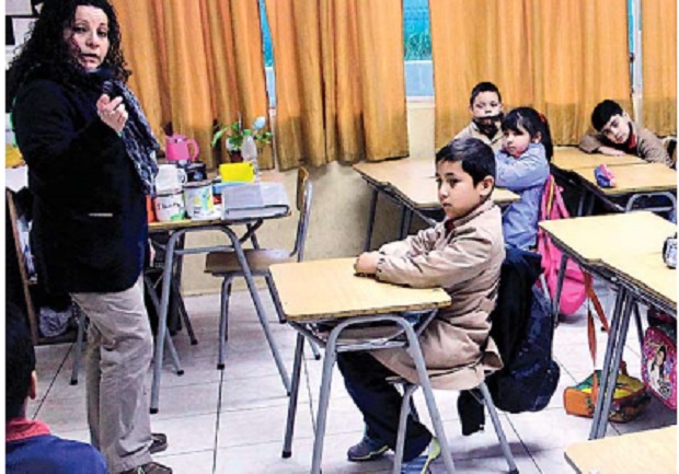 Alcaldes reclaman por leyes de educación sin financiamiento
