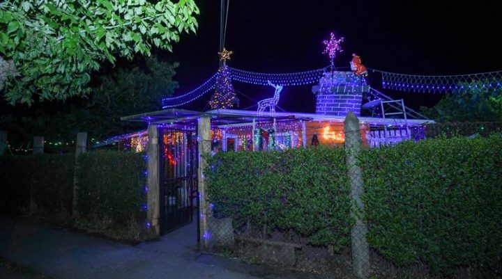 La casa con mejor decoración navideña en Chillán será premiada con hasta $1 millón