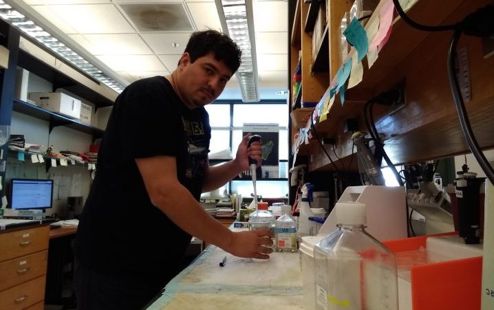 Chillanejo realiza investigación en EE.UU para evitar infartos en pacientes de riesgo