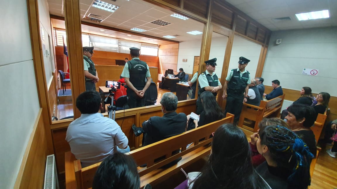 En prisión preventiva queda acusado de apuñalar a su pareja