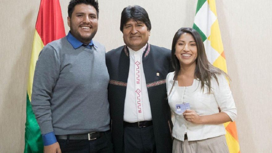 Hijos de Evo Morales dejan Bolivia rumbo a Argentina