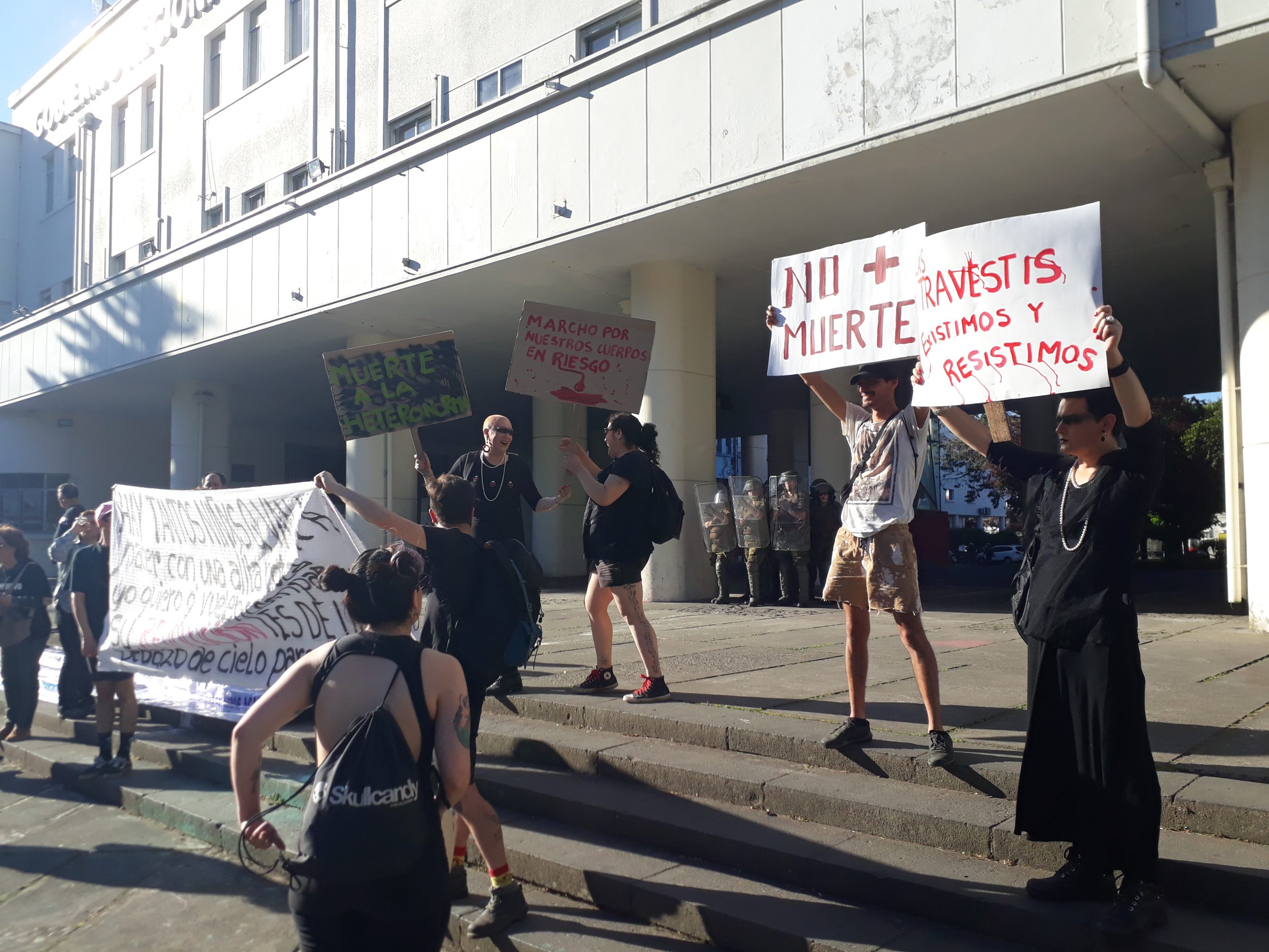 Universitarios y minorías sexuales sacan la voz en la 19ª jornada de protestas