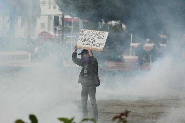 Cuestionan uso de elementos disuasivos en manifestación de Chillán