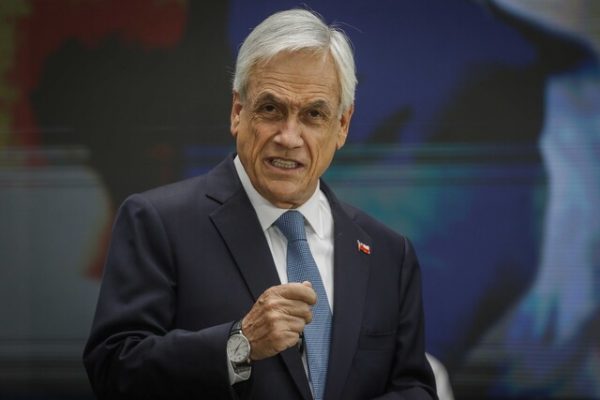 Aprueban monumento a expresidente Piñera