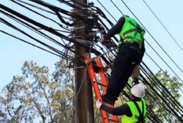 Este mes podría aprobarse la nueva ordenanza de retiro de cables en desuso