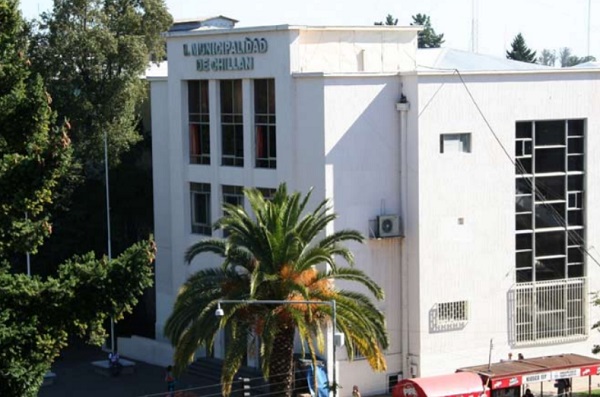 Edificios Municipales: legado post 1939 al servicio de Chillán