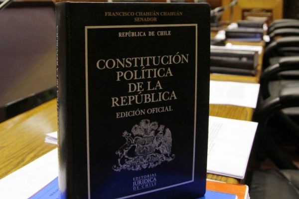 ¿Órgano mixto, 100% electo, con plebiscito? : las dudas del proceso constituyente