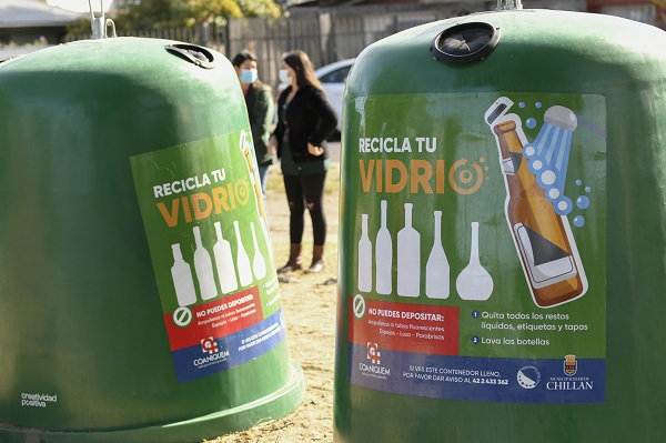 Implementan convenio para retiro de botellas de vidrio acopiadas en campanas municipales