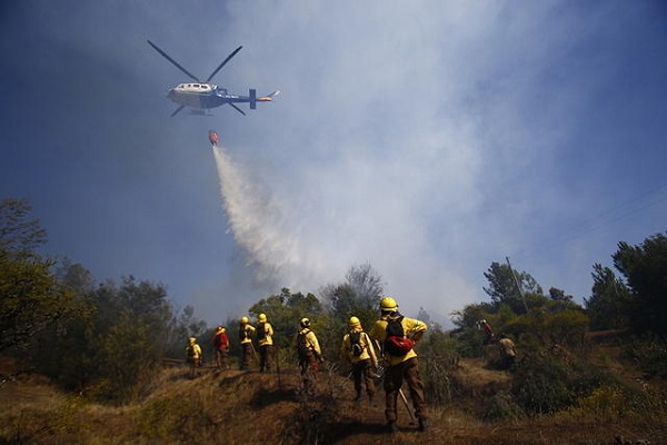Extingen incendio forestal en la comuna de San Ignacio