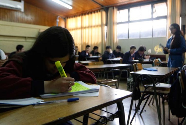 Gobiernos Educativos y educación pública