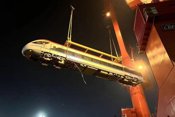 Rumbo a Chile nuevos trenes para el servicio rápido Chillán-Santiago