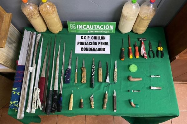 Celulares, droga y armas artesanales incautaron desde la cárcel de Chillán