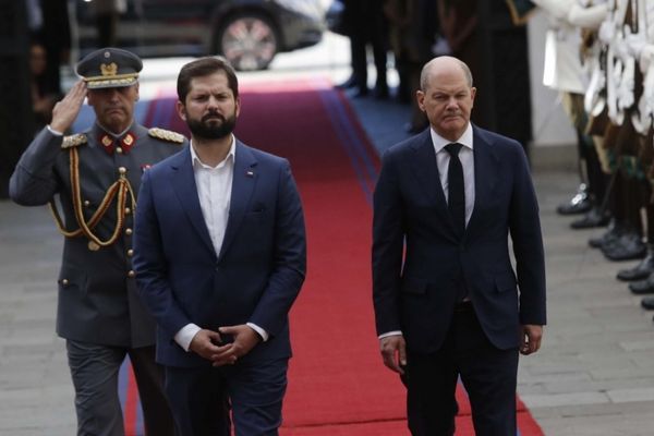 Boric recibió a canciller alemán en Museo de la Memoria y en La Moneda