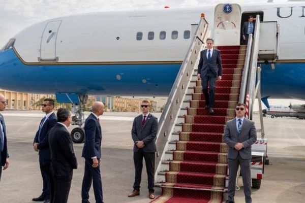 Jefe de la diplomacia de EE.UU. llega a Medio Oriente