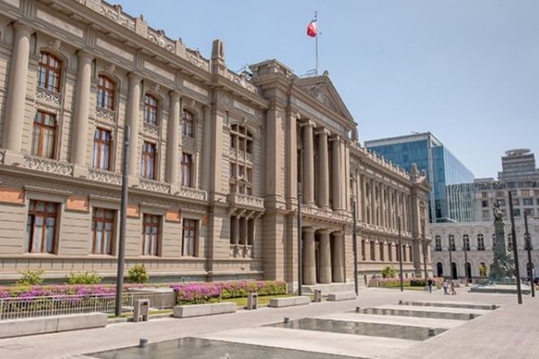 Ordenan al Fisco indemnizar a víctima torturada por la CNI en Chillán