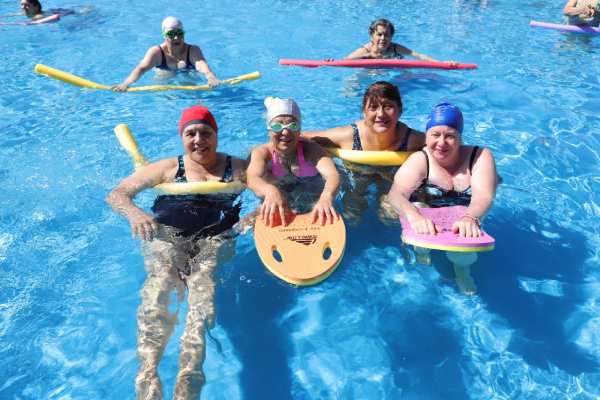 Chillán Viejo: Inician cursos gratuitos para menores y adultos mayores