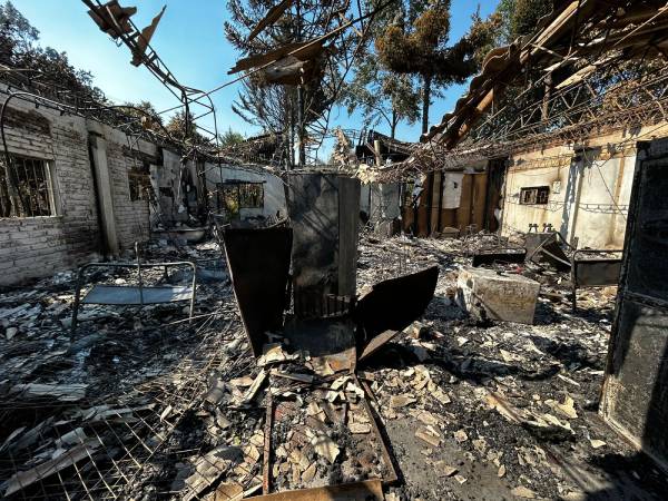 Quillón: 17 mil hectáreas consumidas, 135 inmuebles dañados y dos focos activos