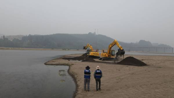 MOP construye nueve pozos en ríos de Ñuble para abastecer helicópteros