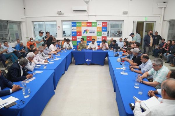 Gobernador pide a empresas forestales “redoblar sus esfuerzos”