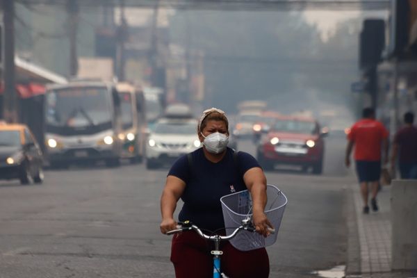 Trabajar bajo humo: llaman a aplicar normativa laboral