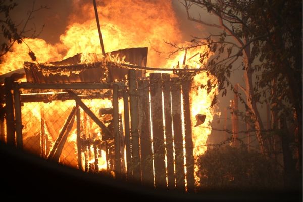 5 casas afectadas en Villa Doña Francisca producto del incendio forestal