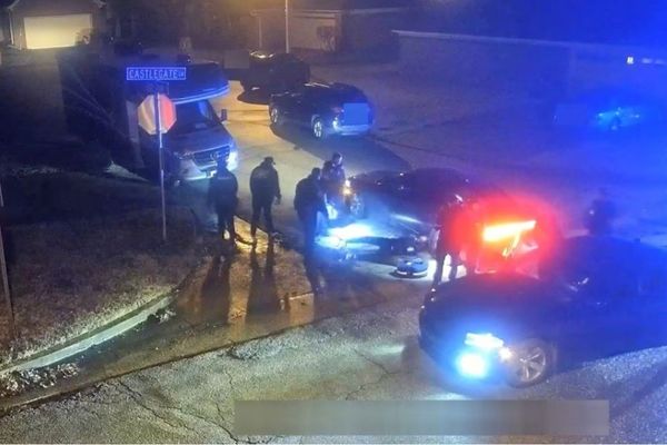 Un sexto policía fue expulsado por el crimen de Tyre Nichols