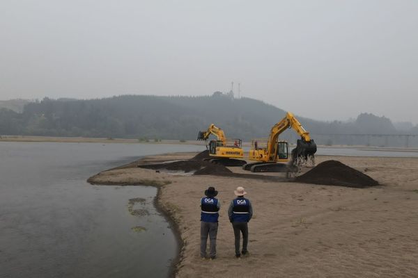Construyen nueve pozos en ríos de Ñuble para abastecer helicópteros