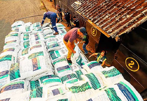 Anuncian medidas de apoyo a agricultores afectados por incendios