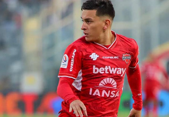 García no descarta volver a poblar el mediocampo ante Unión La Calera