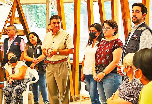 Ministra de las Culturas visita a las alfareras de Quinchamalí y albergue