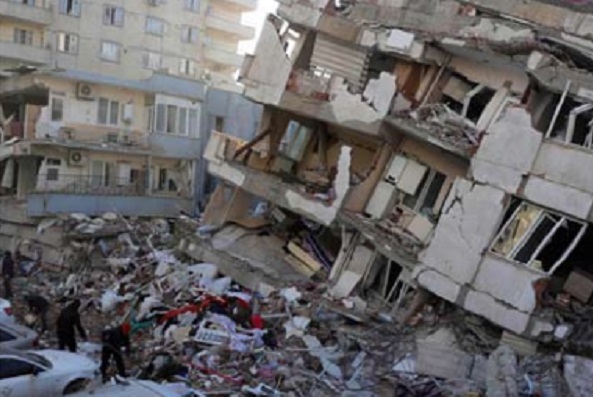 Los fallecidos en el terremoto en Turquía y Siria superan ya los 20.000