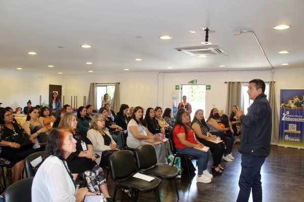 "Emprendamos Avanzado" apoyó con capacitaciones y $560 mil a 90 vecinos