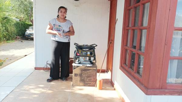 Vecinos electrodependientes reciben generadores de respaldo