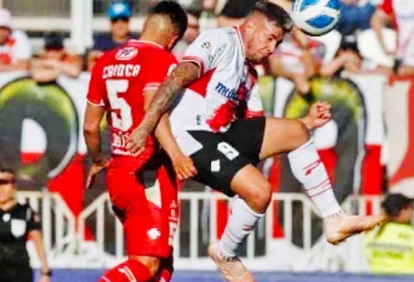 El “clásico” se jugará con aforo reducido y sin hinchas curicanos