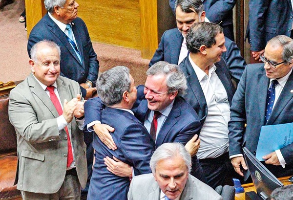 Sanhueza y Sauerbaum: los interlocutores ñublensinos del segundo año ante la Moneda