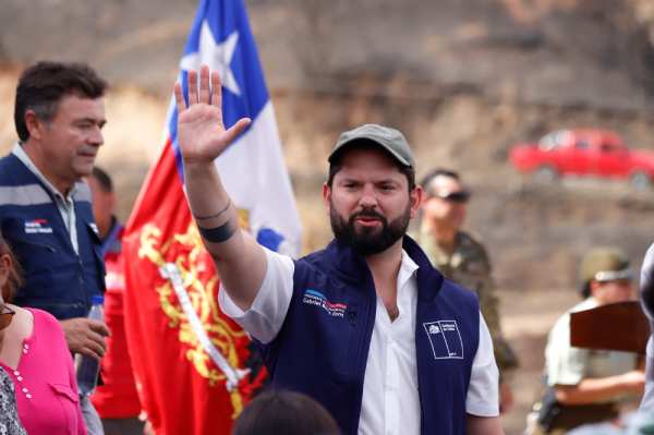 “Ustedes no pueden seguir esperando para ponerse de pie”