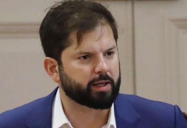 “Los cambios de gabinete los decido yo y se hacen; no se anuncian”