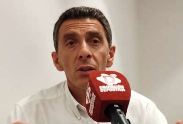 “Estamos trabajando en la reparación integral del estadio, no solo la cancha"