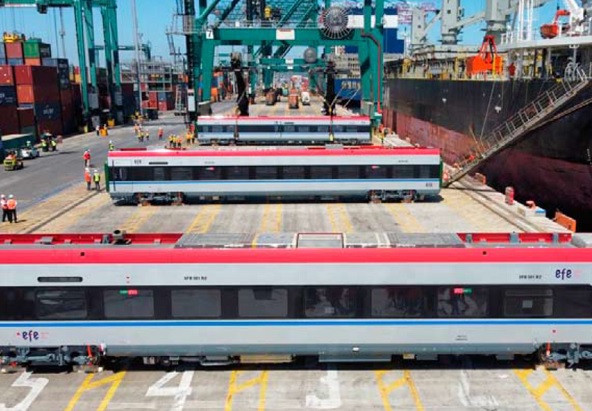 Desembarcan los dos primeros trenes que se convertirán en los más modernos de Sudamérica
