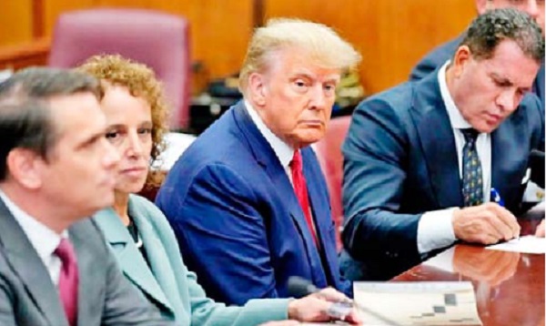 Donald Trump se declara no culpable de pagos irregulares a actriz porno