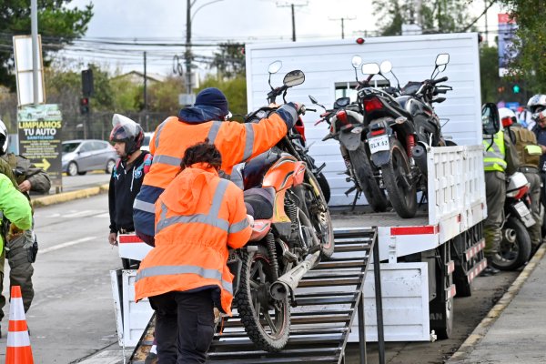Detectan a decenas de conductores sin documentación en Chillán