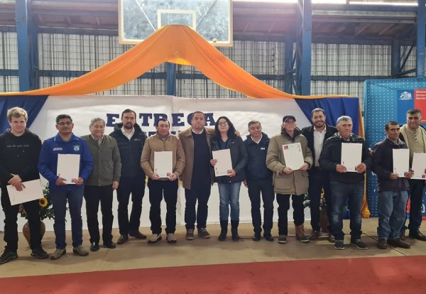 Cobquecura: Más de 40 vecinos se convirtieron en dueños de sus terrenos