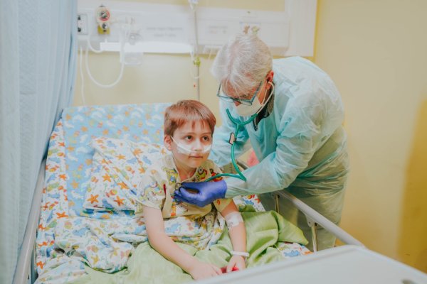 Consultas por enfermedades respiratorias pediátricas en Ñuble aumentan 77%