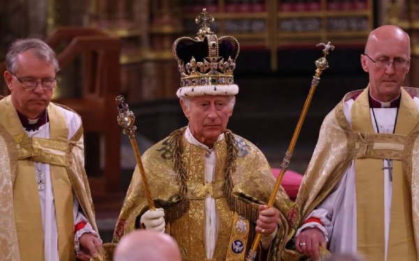 Carlos III y Camila son coronados como reyes del Reino Unido